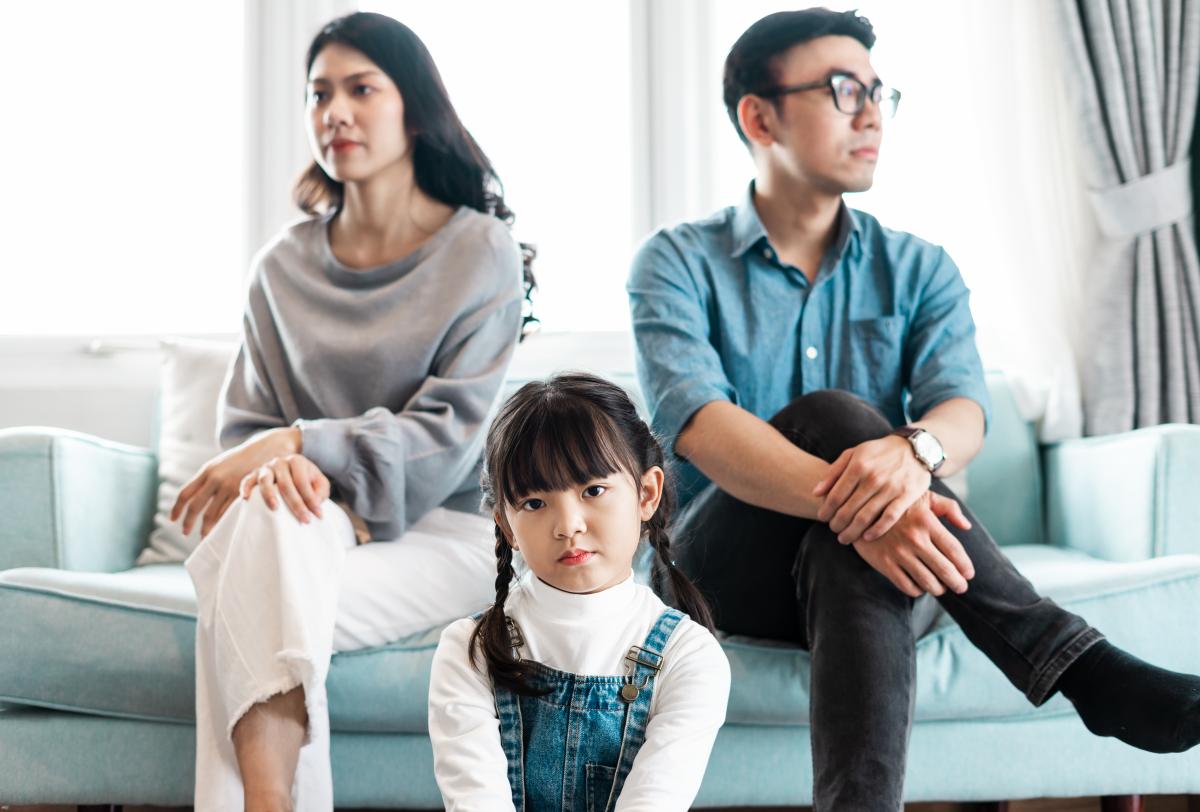 Xung Khắc Trong Bát Tự: Lá Số Bát Tự Khắc Người Thân