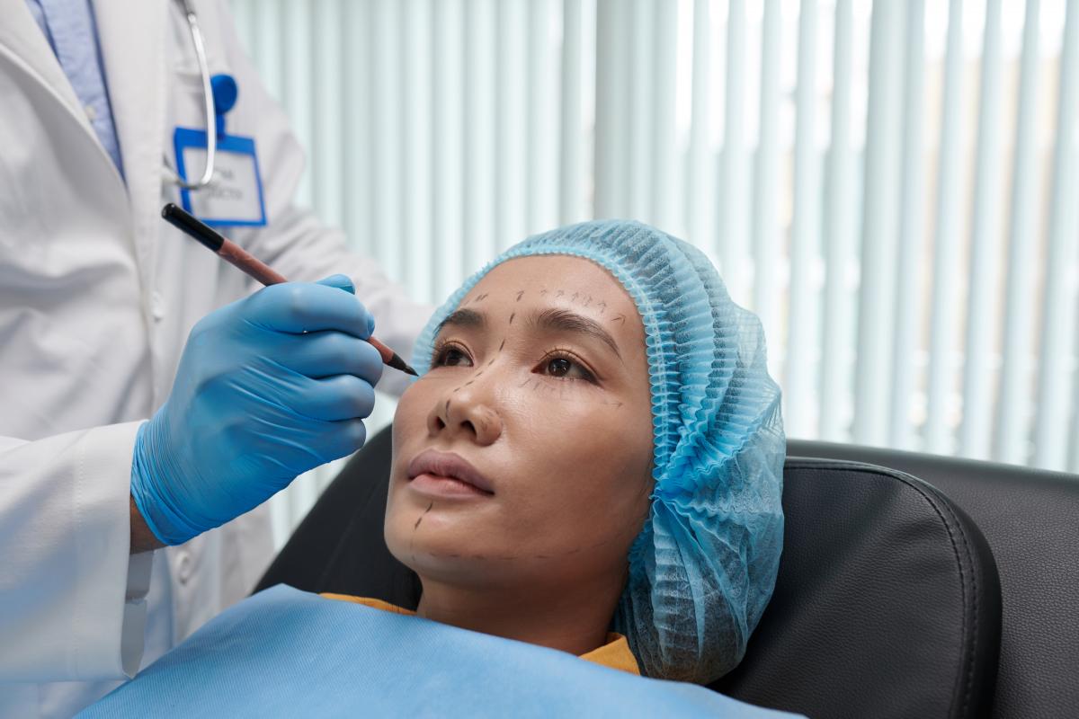 Phẫu Thuật Thẩm Mỹ Có Thật Sự Thay Đổi Vận Mệnh? Phẫu Thuật Thẩm Mỹ Có Thật Sự Thay Đổi Vận Mệnh?