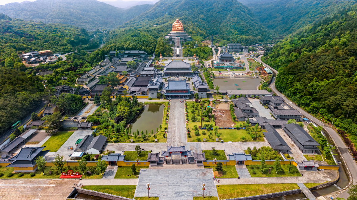 Câu Chuyện Xin Quẻ Linh Ứng Tại Nam Xương Của Tưởng Giới Thạch Câu Chuyện Xin Quẻ Linh Ứng Tại Nam Xương Của Tưởng Giới Thạch