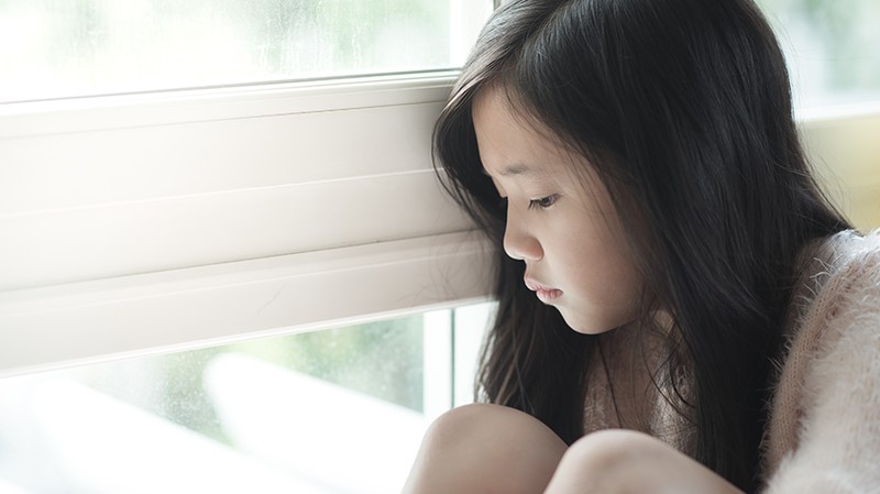 Vận Hay Mệnh Quan Trọng Hơn? – Trường Hợp Cô Bé Thiểu Năng Trí Tuệ Đầy Đau Xót