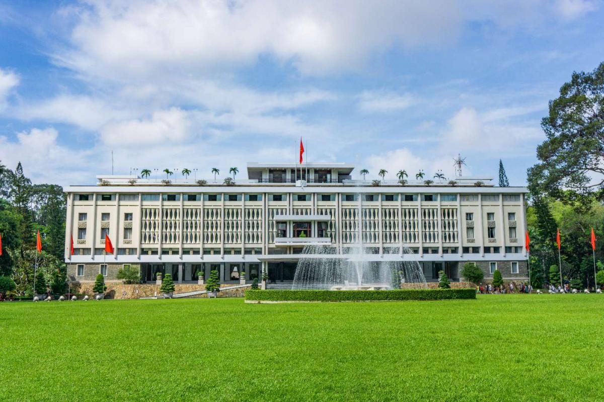 The Feng Shui Research On Independence Palace in HCM City | Reason Why Two Regimes Fail
